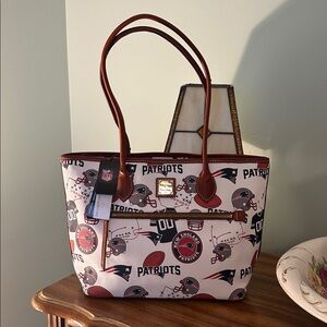 NWT Dooney & Bourke New England Patriots Tote NFL Orig $318